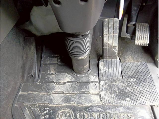 NISSAN DIESEL QUON 2018 Image 31