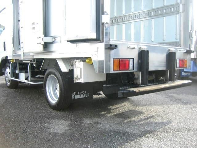 ISUZU ELF 2018 Image 31