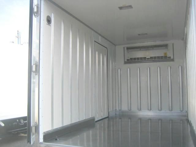 ISUZU ELF 2016 Image 31