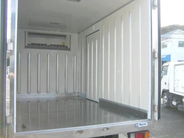 ISUZU ELF 2016 Image 31