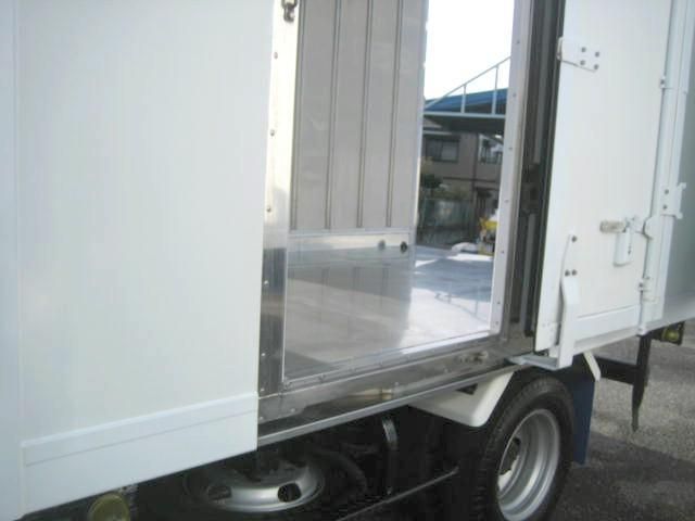 ISUZU ELF 2016 Image 31