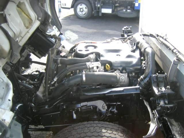 ISUZU ELF 2016 Image 31