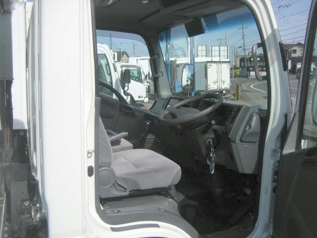 ISUZU ELF 2016 Image 31