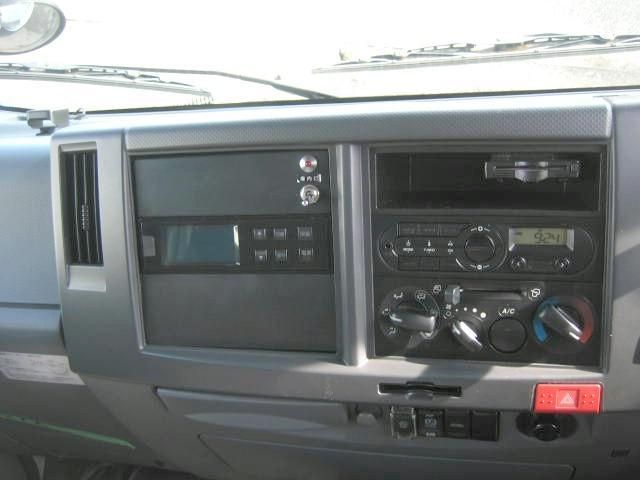 ISUZU ELF 2016 Image 31