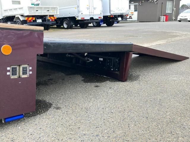 MITSUBISHI FUSOU FIGHTER 2018 Image 31