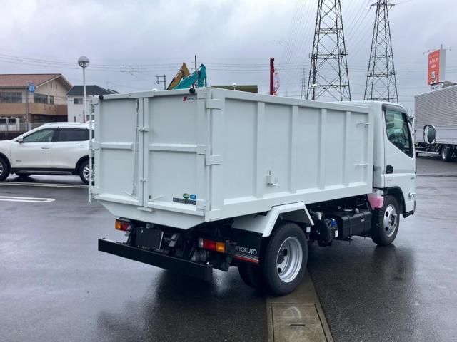 MITSUBISHI CANTER 2025 Image 31