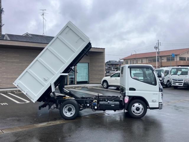 MITSUBISHI CANTER 2025 Image 31