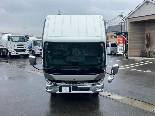 MITSUBISHI CANTER 2025 Image 31