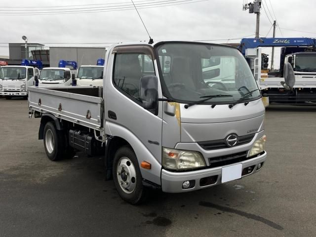 HINO DUTRO 2012 Image 31