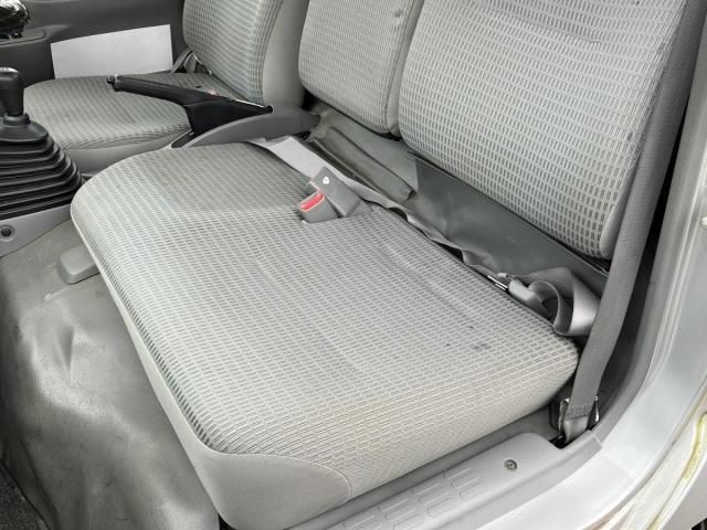 HINO DUTRO 2012 Image 31