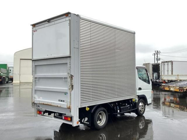 MITSUBISHI CANTER 2019 Image 31