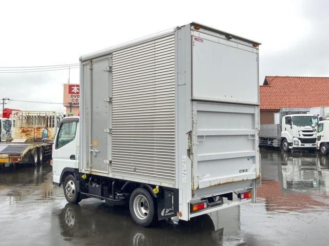 MITSUBISHI CANTER 2019 Image 31