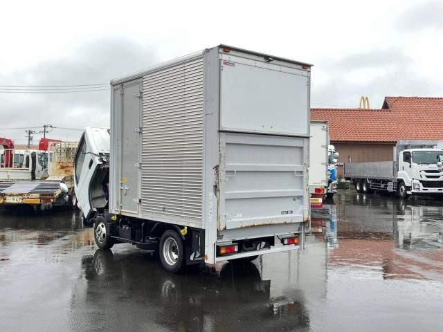 MITSUBISHI CANTER 2019 Image 31