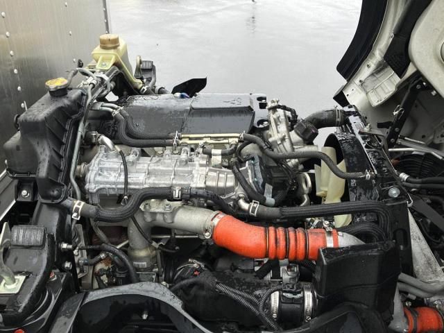 MITSUBISHI CANTER 2019 Image 31