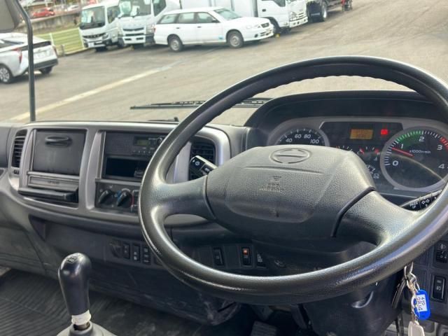 HINO RANGER 2013 Image 31