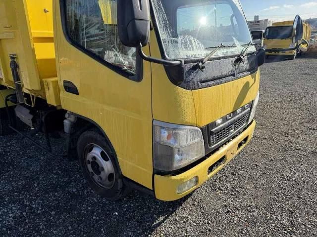 MITSUBISHI CANTER 2011 Image 31
