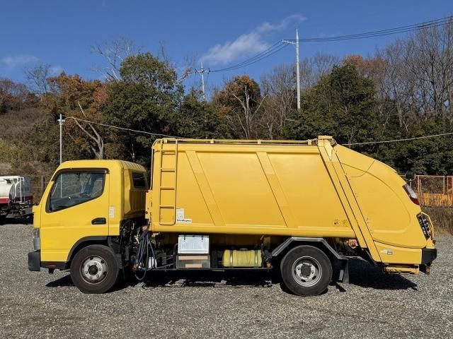 MITSUBISHI CANTER 2018 Image 31