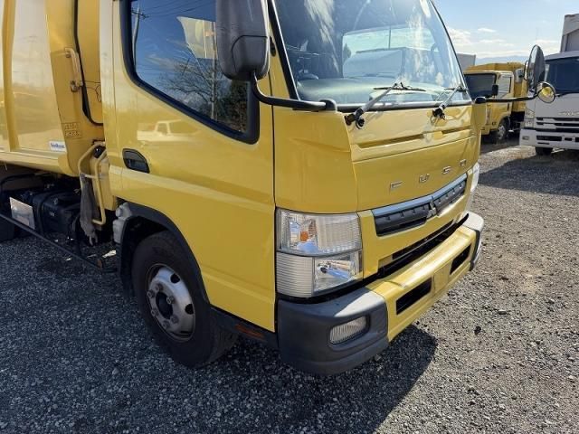 MITSUBISHI CANTER 2018 Image 31