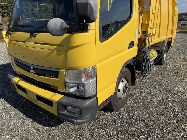 MITSUBISHI CANTER 2018 Image 31