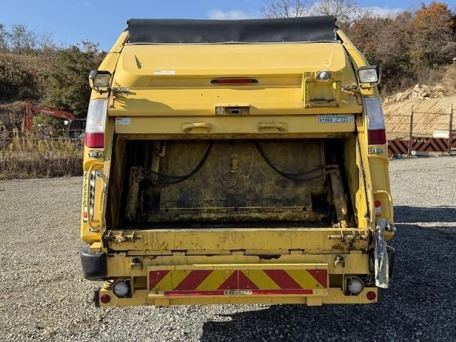 MITSUBISHI CANTER 2018 Image 31