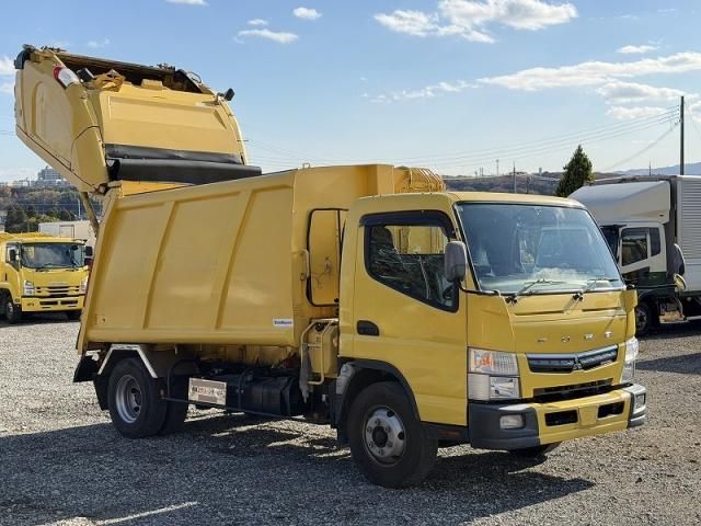 MITSUBISHI CANTER 2018 Image 31