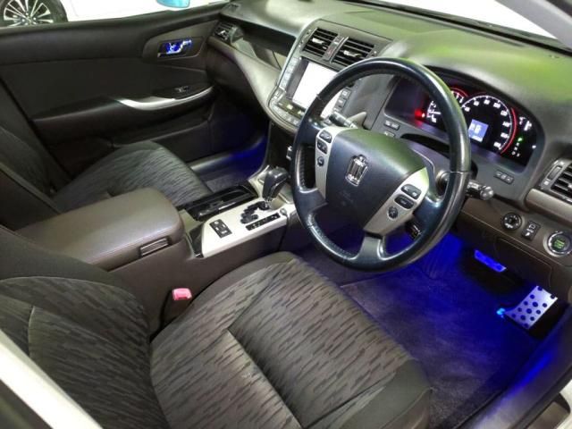 TOYOTA CROWN SEDAN 2011 Image 31