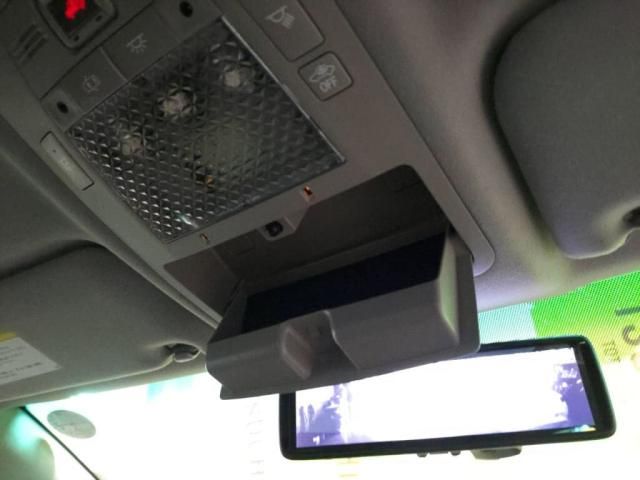 TOYOTA CROWN SEDAN 2011 Image 31