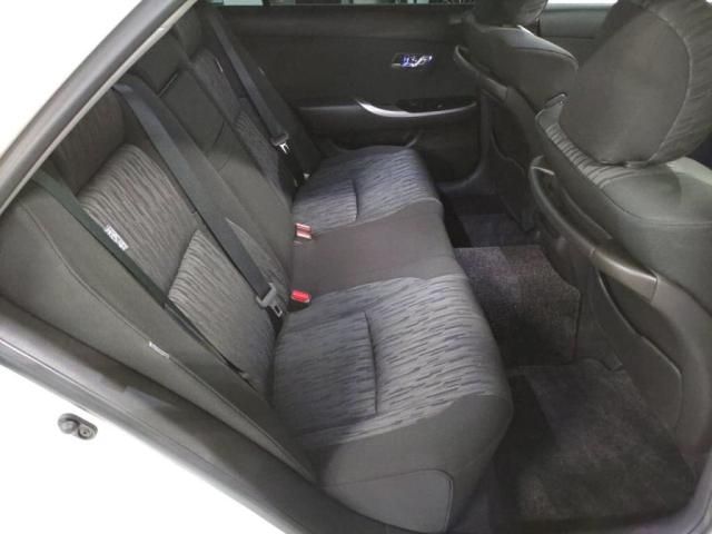 TOYOTA CROWN SEDAN 2011 Image 31