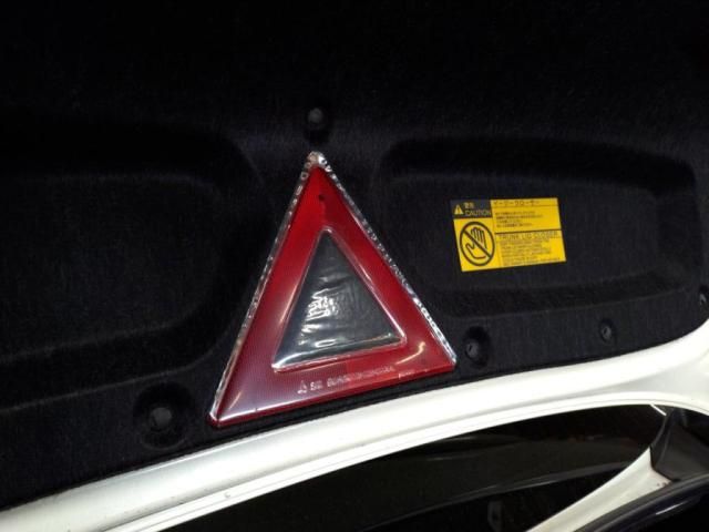 TOYOTA CROWN SEDAN 2011 Image 31