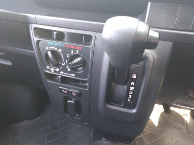 DAIHATSU HIJET CARGO 2019 Image 31