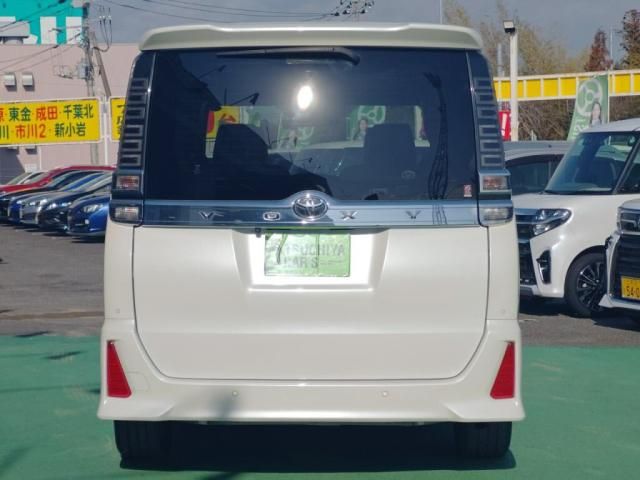 TOYOTA VOXY 2021 Image 31