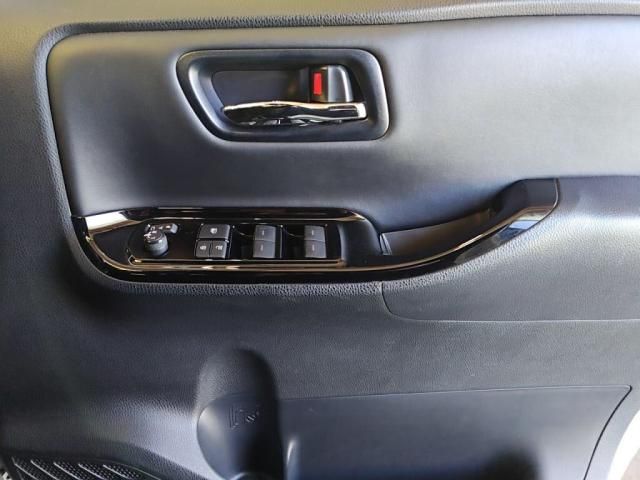 TOYOTA VOXY 2021 Image 31