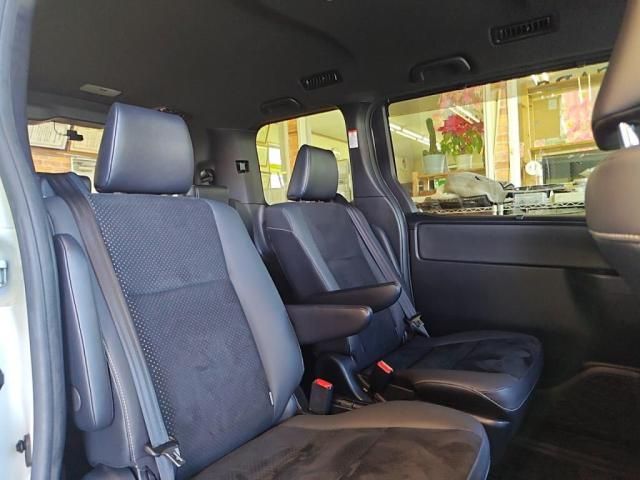 TOYOTA VOXY 2021 Image 31