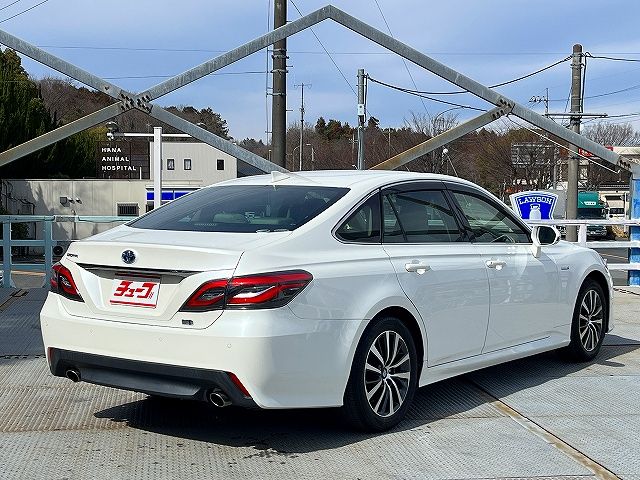 TOYOTA CROWN SEDAN HYBRID 2018 Image 31