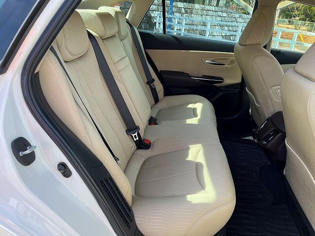 TOYOTA CROWN SEDAN HYBRID 2018 Image 31