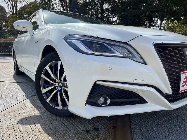 TOYOTA CROWN SEDAN HYBRID 2018 Image 31