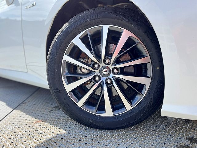 TOYOTA CROWN SEDAN HYBRID 2018 Image 31