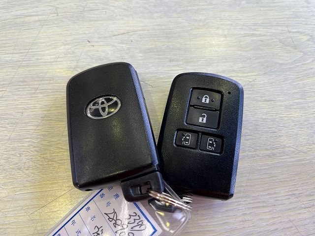 TOYOTA VELLFIRE 2015 Image 31