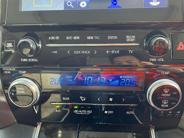 TOYOTA VELLFIRE 2015 Image 31