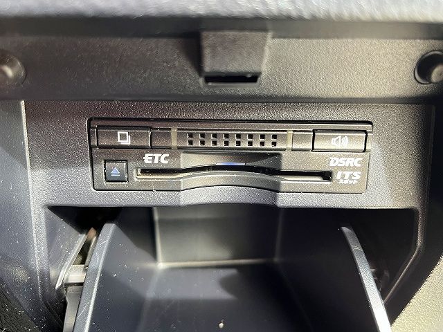 TOYOTA VELLFIRE 2015 Image 31