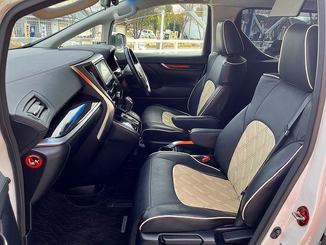 TOYOTA VELLFIRE 2015 Image 31