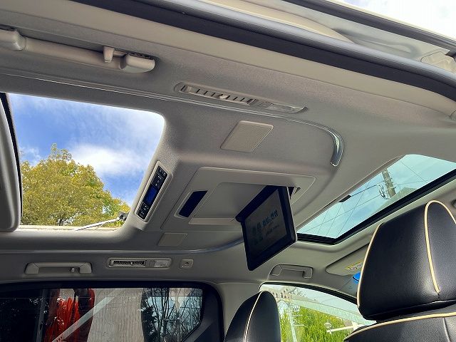 TOYOTA VELLFIRE 2015 Image 31