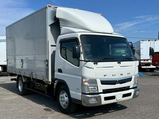 MITSUBISHI CANTER 2018 Image 31