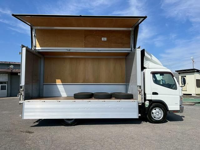 MITSUBISHI CANTER 2018 Image 31