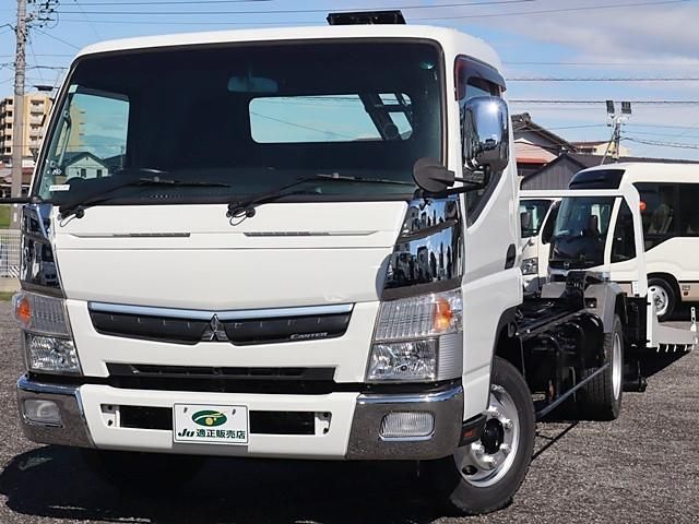 MITSUBISHI CANTER 2017 Image 31
