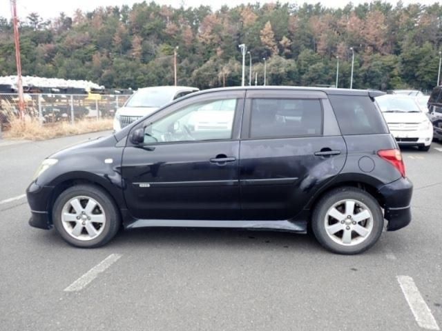 TOYOTA IST 2004 Image 31