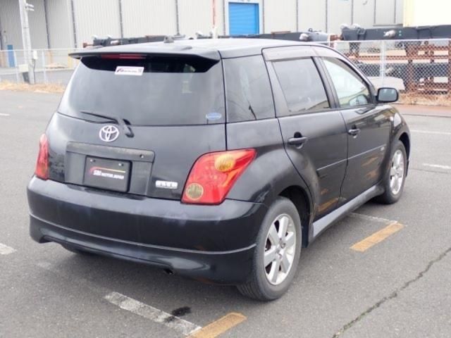 TOYOTA IST 2004 Image 31