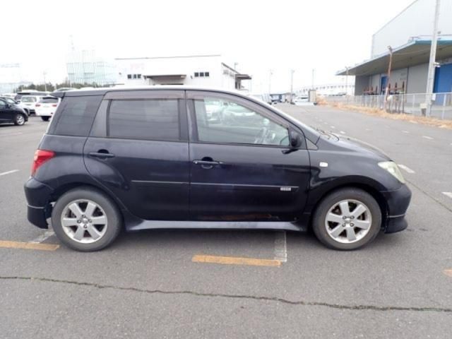 TOYOTA IST 2004 Image 31