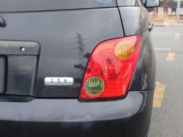 TOYOTA IST 2004 Image 31