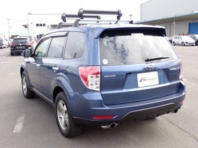 SUBARU FORESTER 2011 Image 31